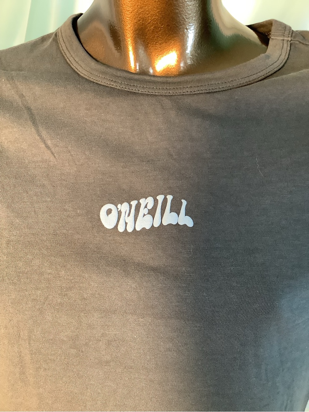 O’Neill Cropped T-Shirt - Small - New - Picture 2 of 6